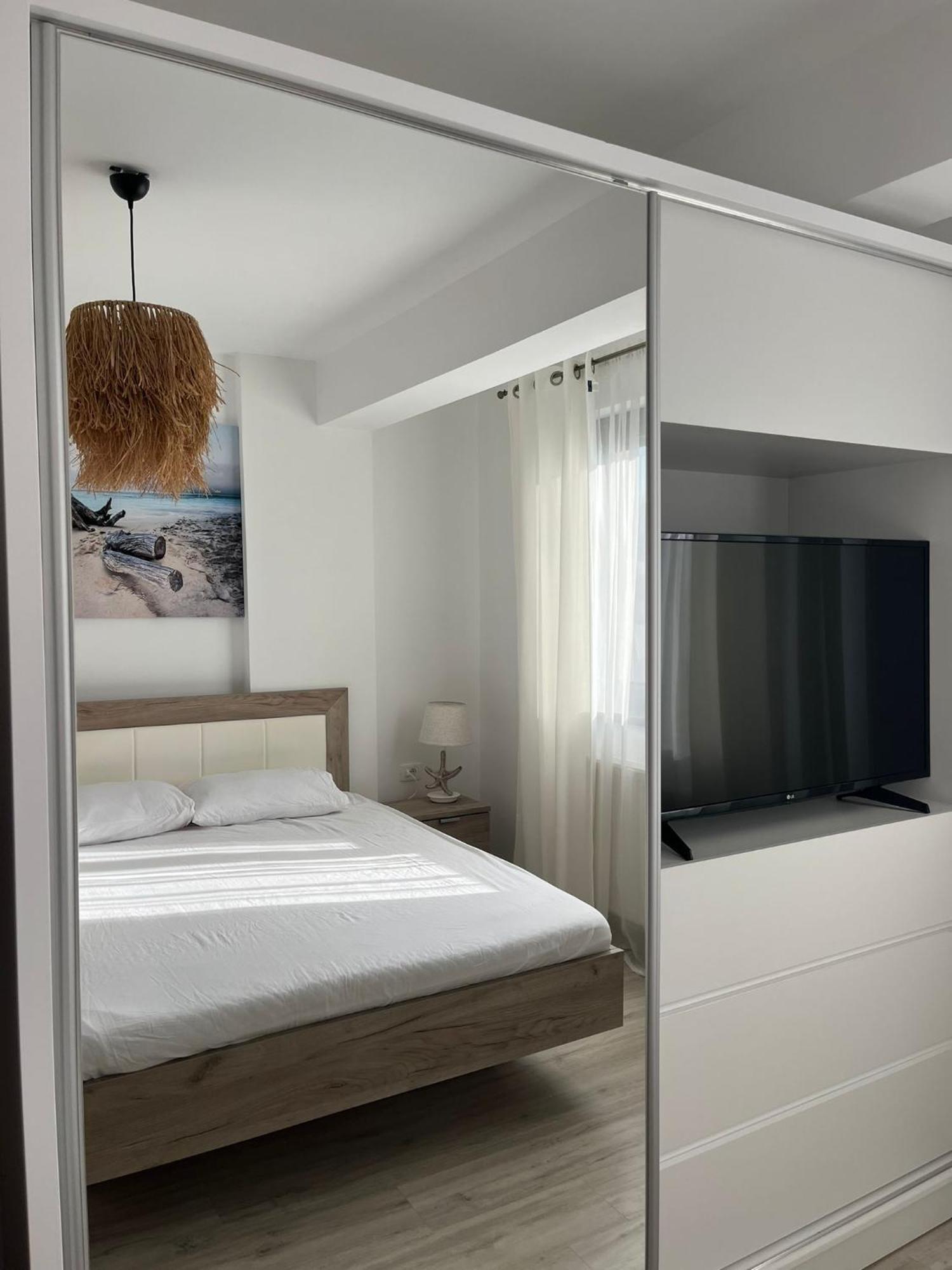 Fun&Sun Apartment Navodari Bagian luar foto